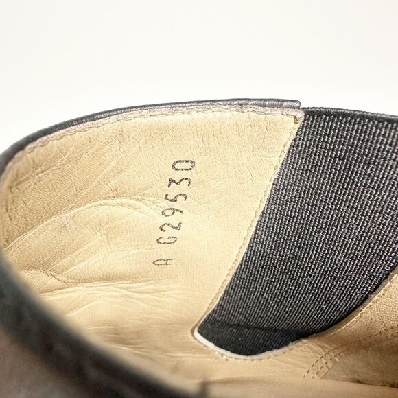 CHANEL Black Chain Wedge Heel Chelsea Boots Size 38.5 CC Logo Booties Leather - Picture 6 of 13